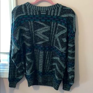 Medium patterned sweater